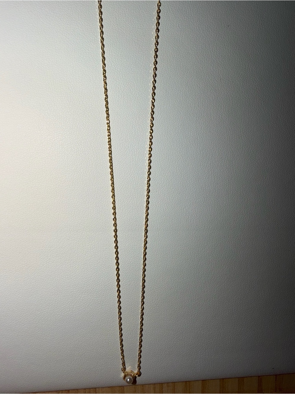 Delicate Gold Pearl Pendant Necklace